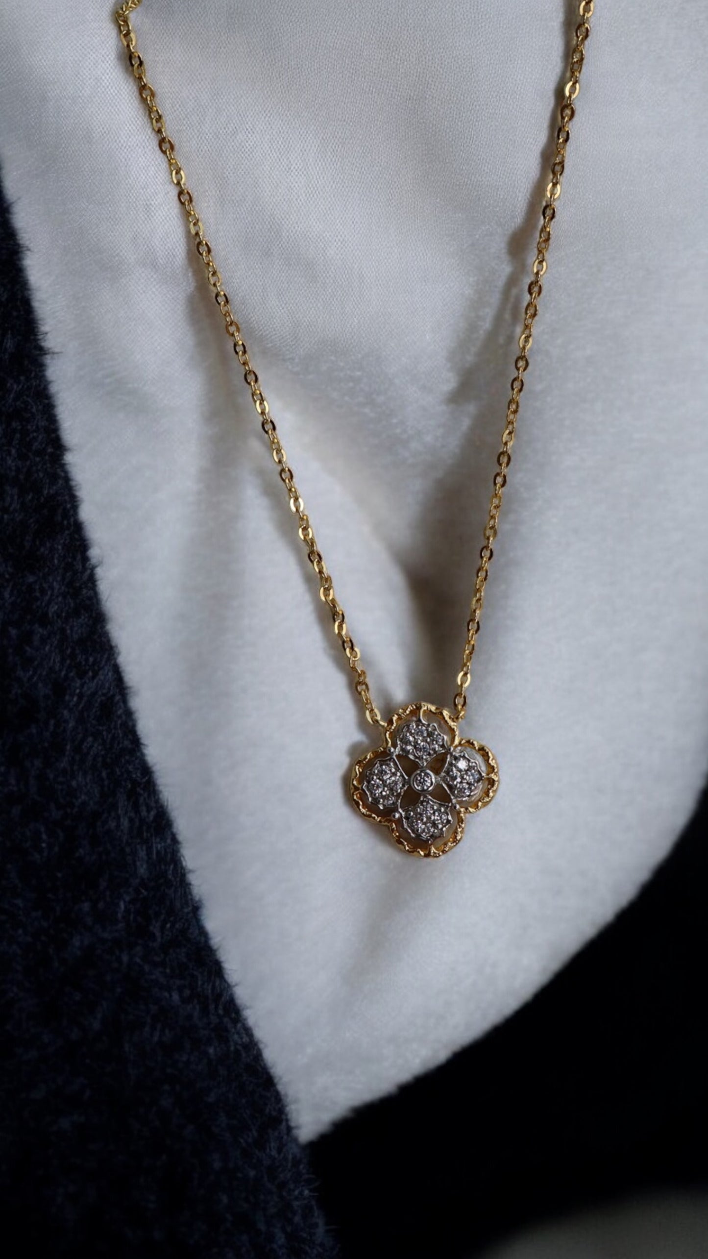 925 St. Silver Gold Floral Necklace