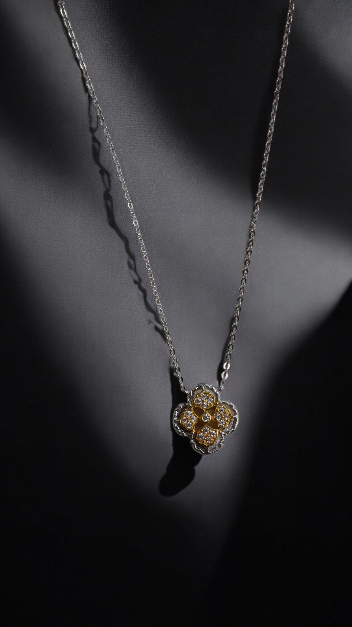 925 St. Silver Floral Necklace