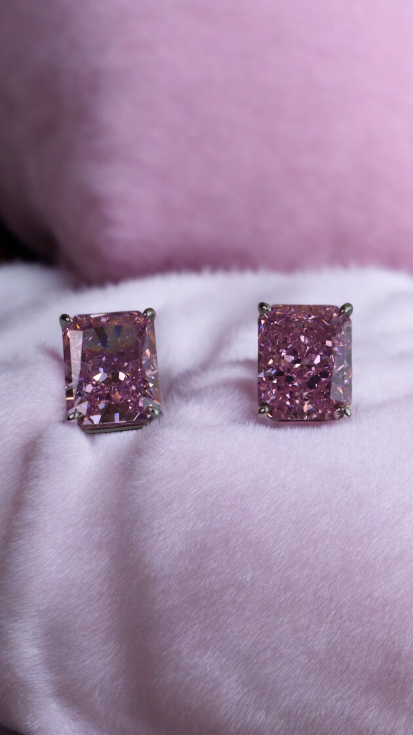 ICE CUT Fancy Pink Square Earring